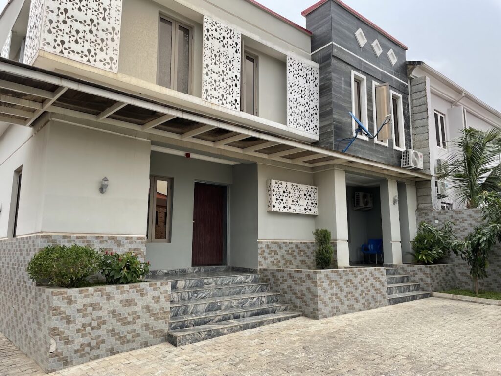 Commercial Building Contractor in Abuja: What Businesses Should Look For Before Starting a Project 2 commercial-building-contractor-abuja
